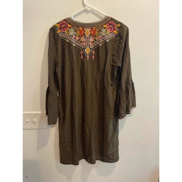 Johnny Was Embroidery Tunic Top Dress M Boho Olive Green Bell Sleeve Floral Silk - Picture 5 of 13